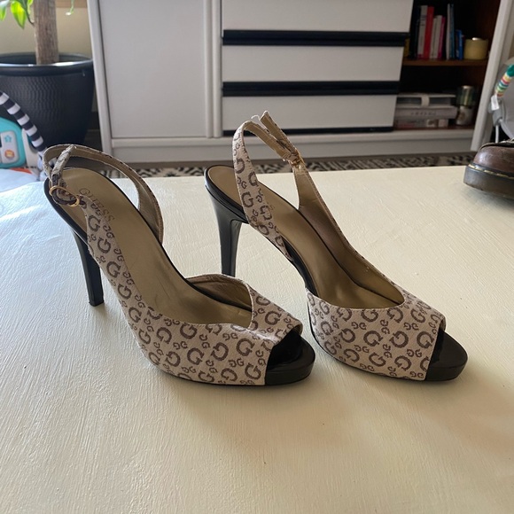 Guess heals - Picture 2 of 3